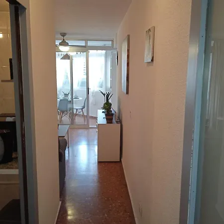 شقة Edificio Gijon Newly Renovated Two-bedroom بينايدورم